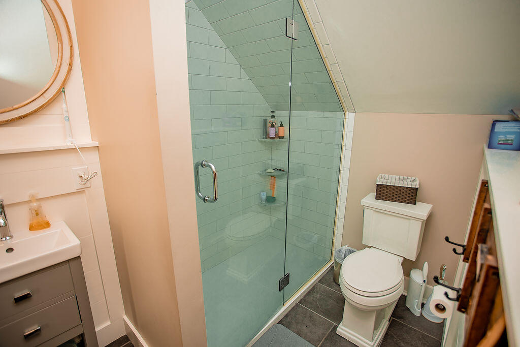 19 Pleasant Street, Unit A Rangeley, ME 04970 - Photo 25 of 34 AF6A2856