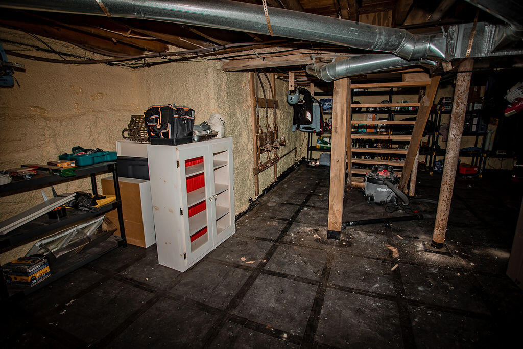 19 Pleasant Street, Unit A Rangeley, ME 04970 - Photo 26 of 34 AF6A2865