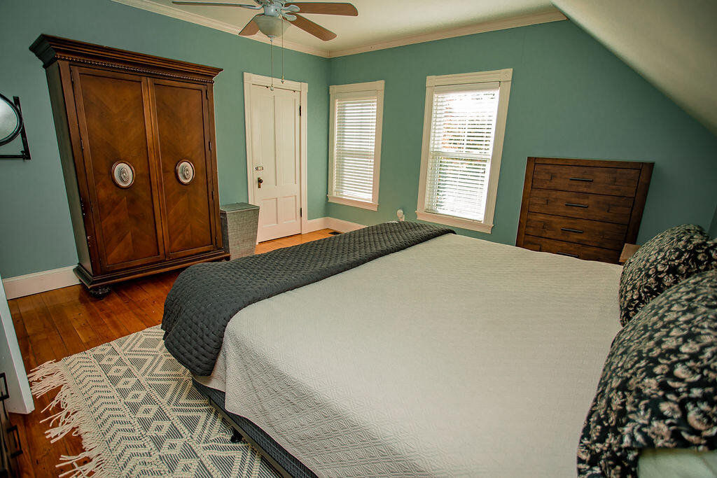 19 Pleasant Street, Unit A Rangeley, ME 04970 - Photo 8 of 18 AF6A2854