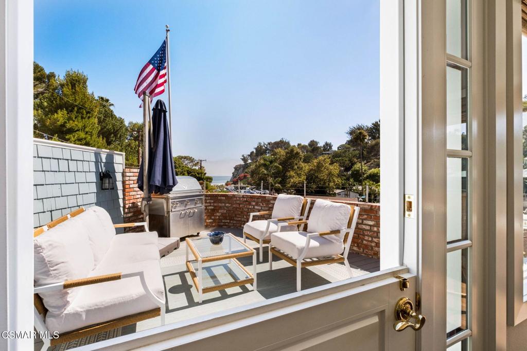1 Paradise Cove Road Malibu, CA 90265 - Photo 6 of 41