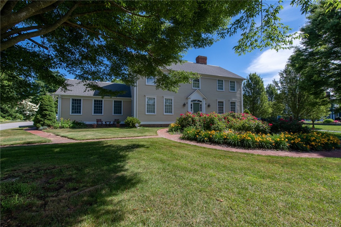 57 Slocum Road Portsmouth, RI 02871 - Photo 3 of 9