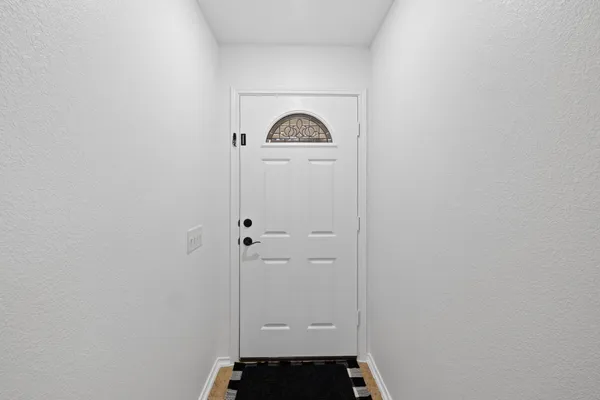 a view of utility room