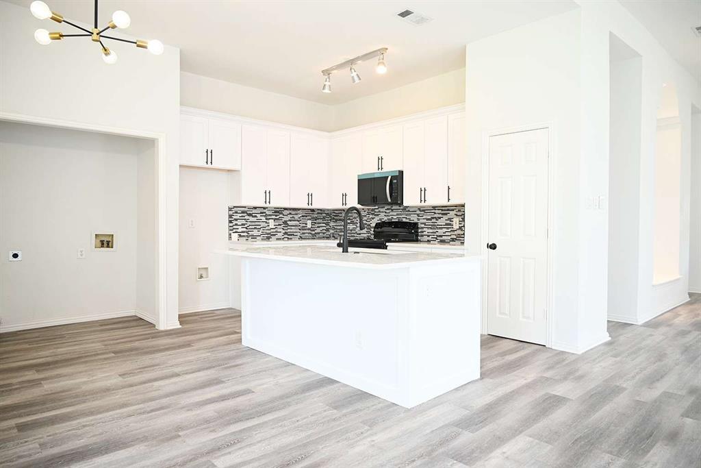 1511 Oak Tree Road Allen, TX 75002 - Photo 5 of 20