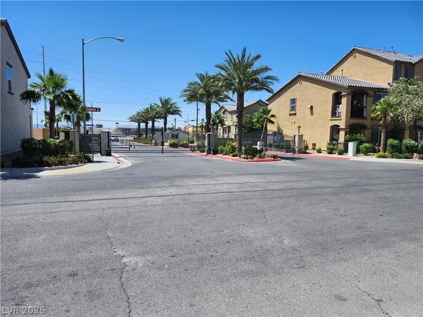 $1,750 | 4547 Pencester Street, Las Vegas, NV 89115