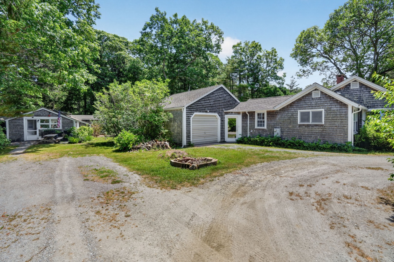 132 S Road Chilmark, MA 02535 - Photo 45 of 50 Gallery Image 45