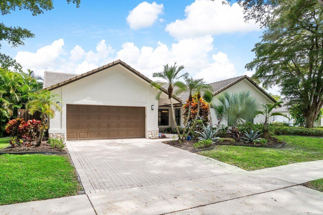 3672 Northwest 23rd Court Boca Raton, FL 33431 - Photo 3 of 31 003-3672Northwest23rdCourt-BocaRaton-FL-