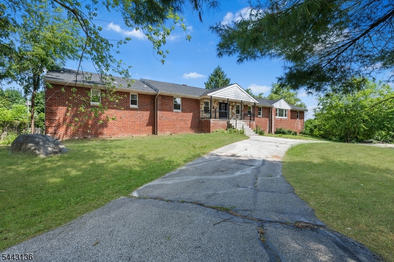14 Lewisburg Road Wantage, NJ 07461 - Photo 2 of 41