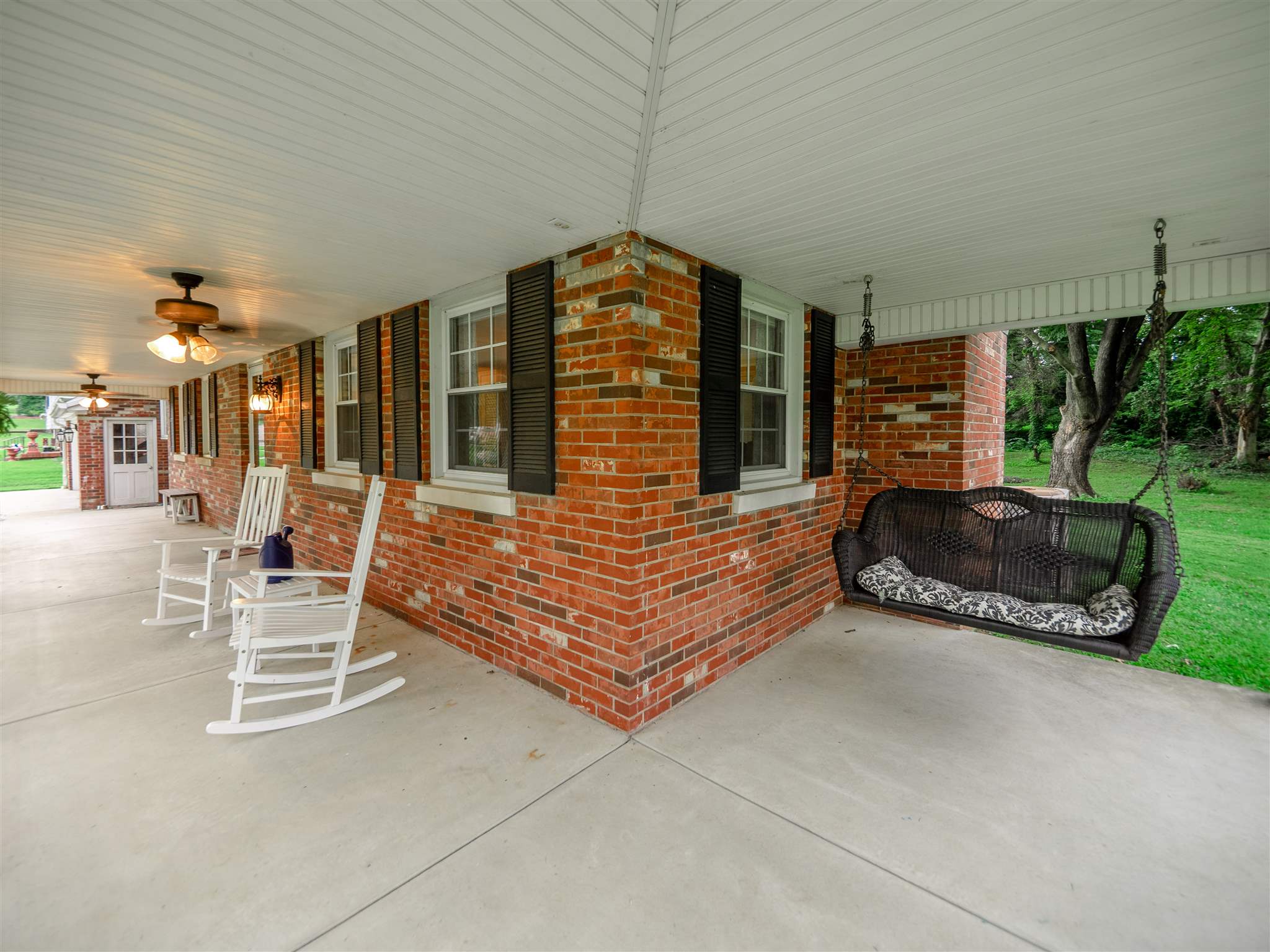 1609 Raintree Drive Mount Vernon, IN 47620 - Photo 3 of 31 Gallery Image 3
