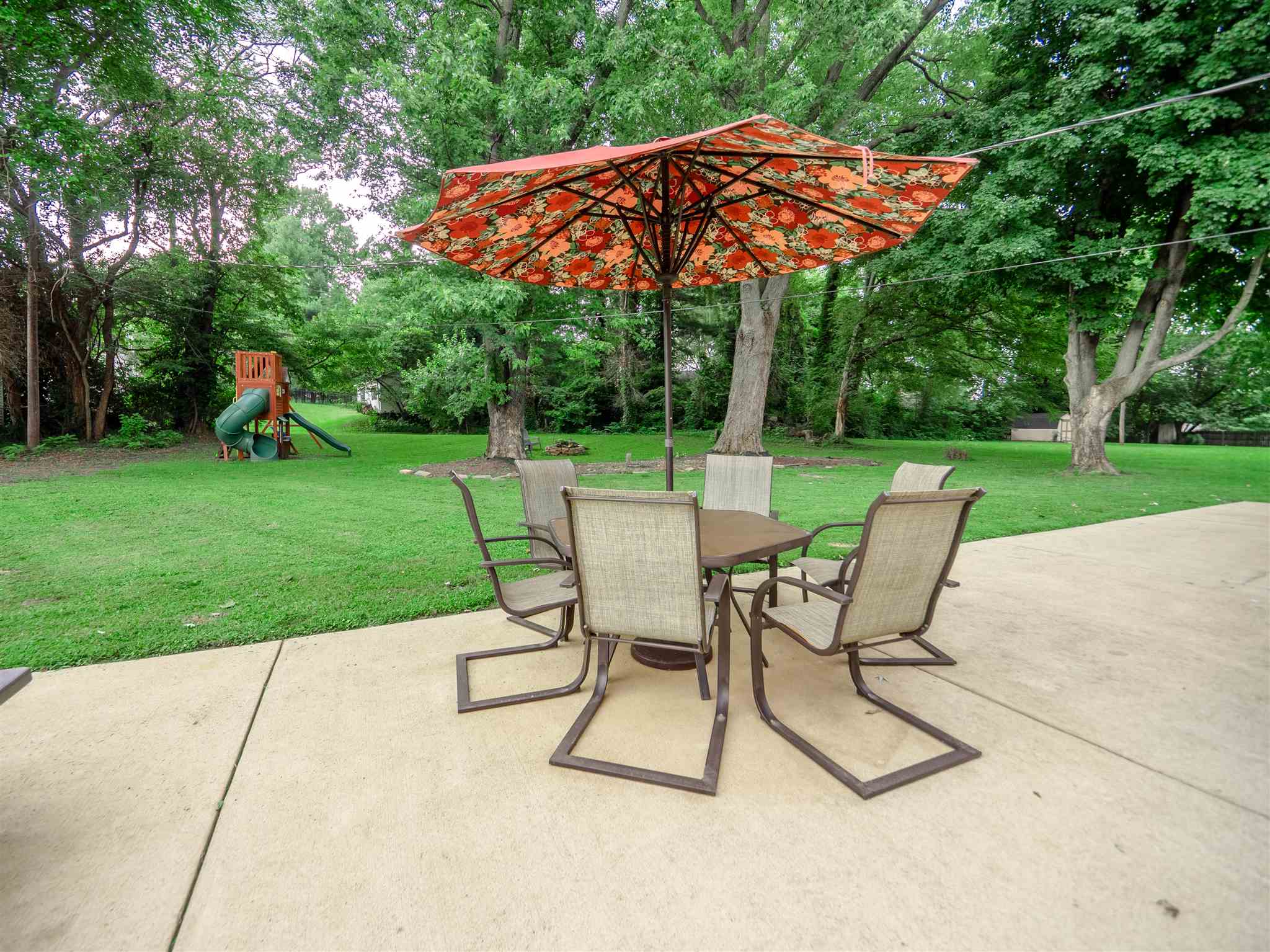 1609 Raintree Drive Mount Vernon, IN 47620 - Photo 4 of 31 Gallery Image 4