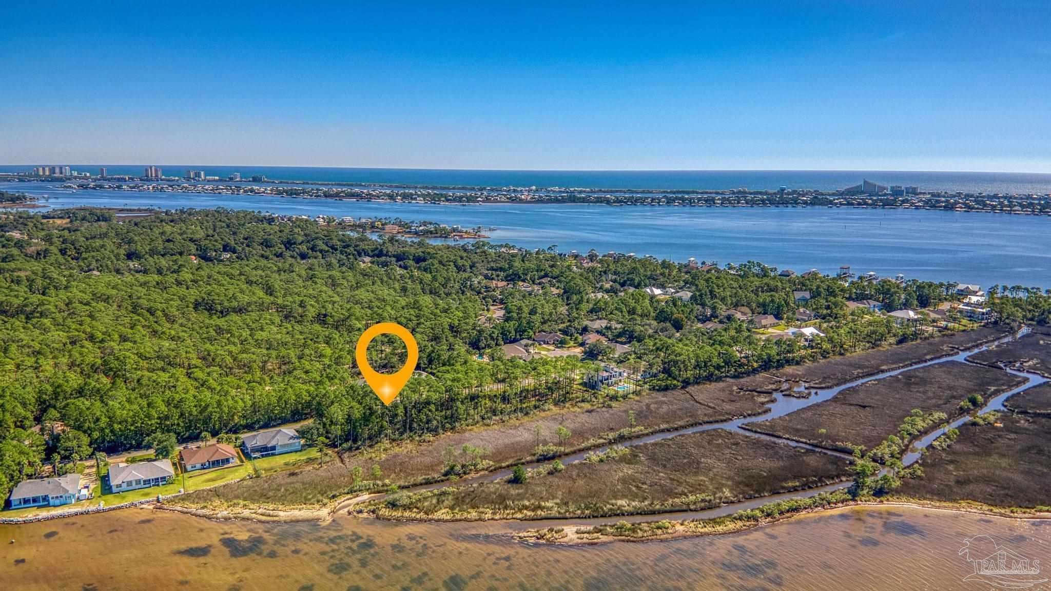 5426 North Shore Road Pensacola, FL 32507 - Photo 3 of 53 a view of a city