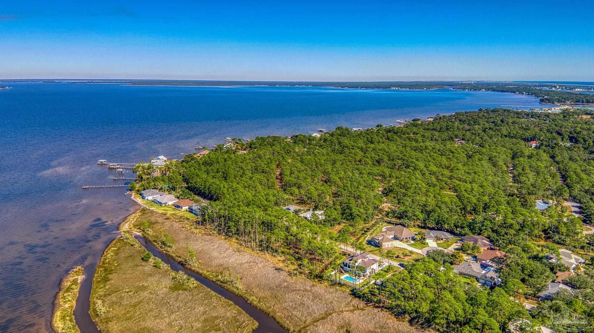 5426 North Shore Road Pensacola, FL 32507 - Photo 4 of 53 a view of ocean