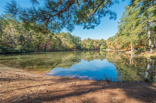 $2,000 | 435 Little Pines Court, Roswell, GA 30076