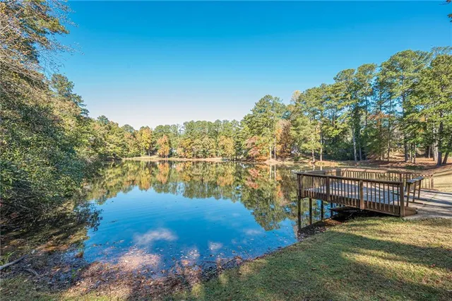 $2,000 | 435 Little Pines Court, Roswell, GA 30076