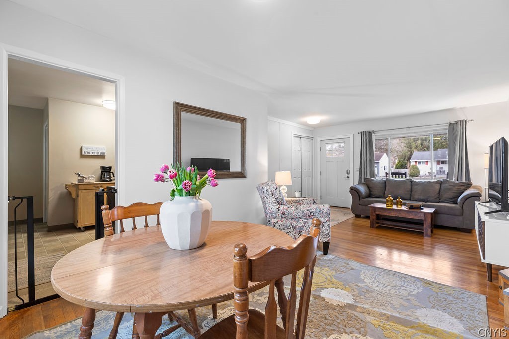 210 Jane Drive Camillus, NY 13219 - Photo 11 of 32