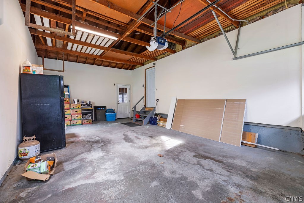 210 Jane Drive Camillus, NY 13219 - Photo 25 of 32