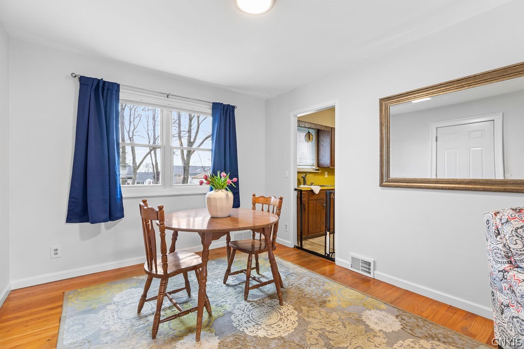 210 Jane Drive Camillus, NY 13219 - Photo 10 of 32