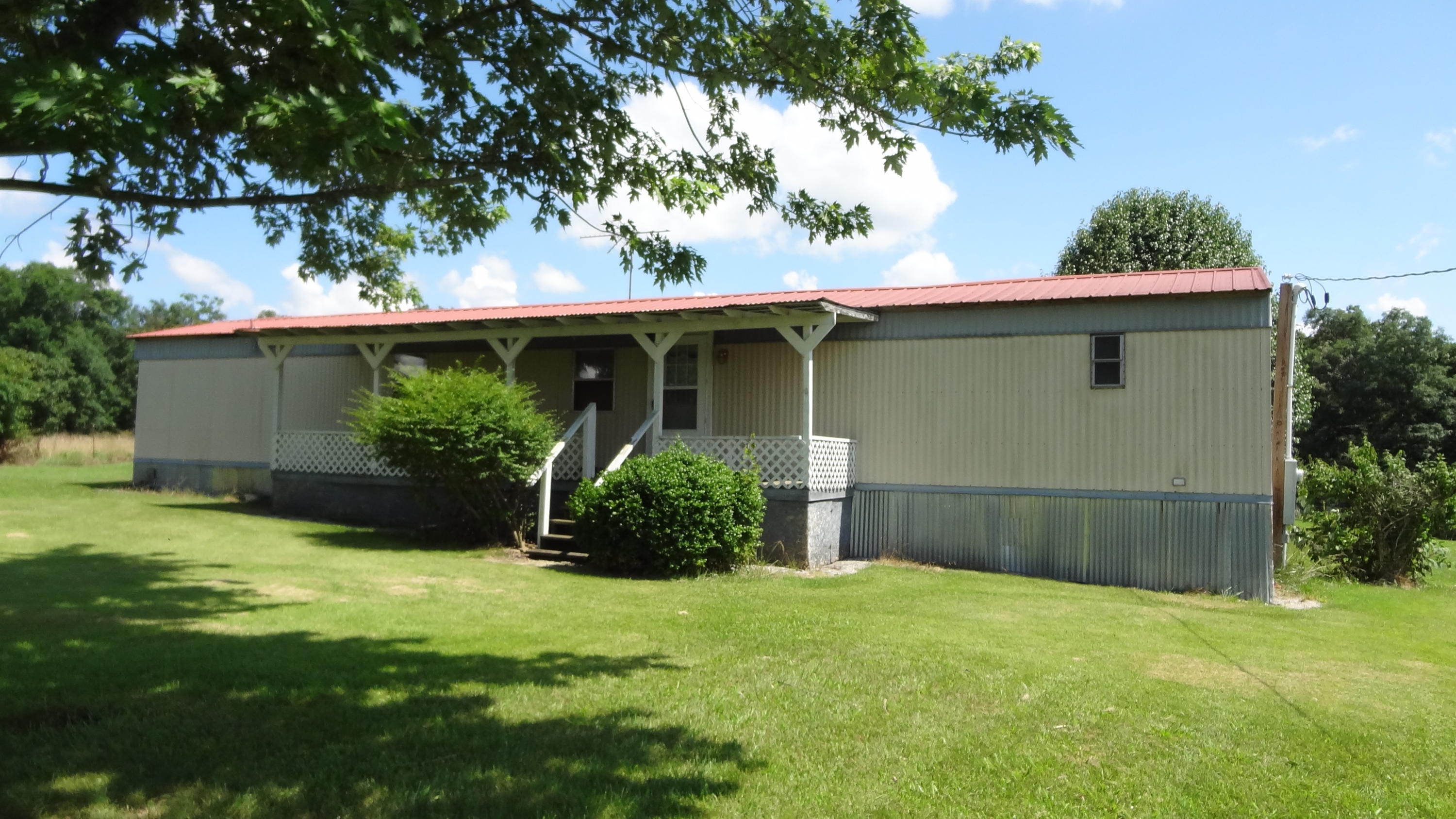 108-109 Waylon Road Crossville, TN 38571 - Photo 3 of 12 DSC06914