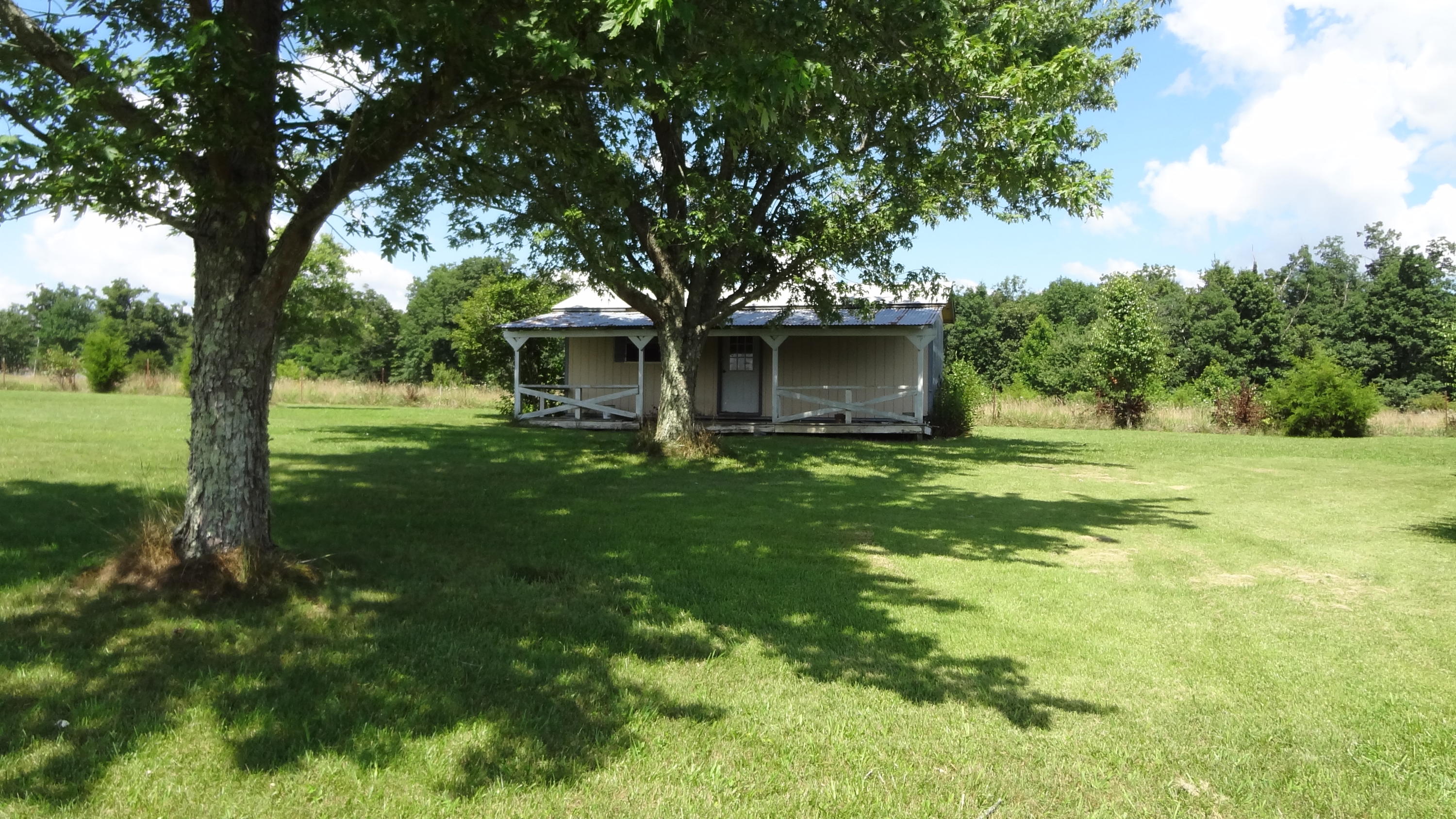 108-109 Waylon Road Crossville, TN 38571 - Photo 5 of 12 DSC06913