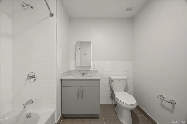 $2,400 | 56 Prospect Street, Unit 516, Yonkers, NY 10701