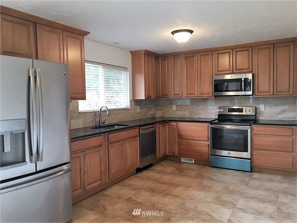 8 Laulainen Road Longview, WA 98632 - Photo 6 of 22 Gallery Image 6
