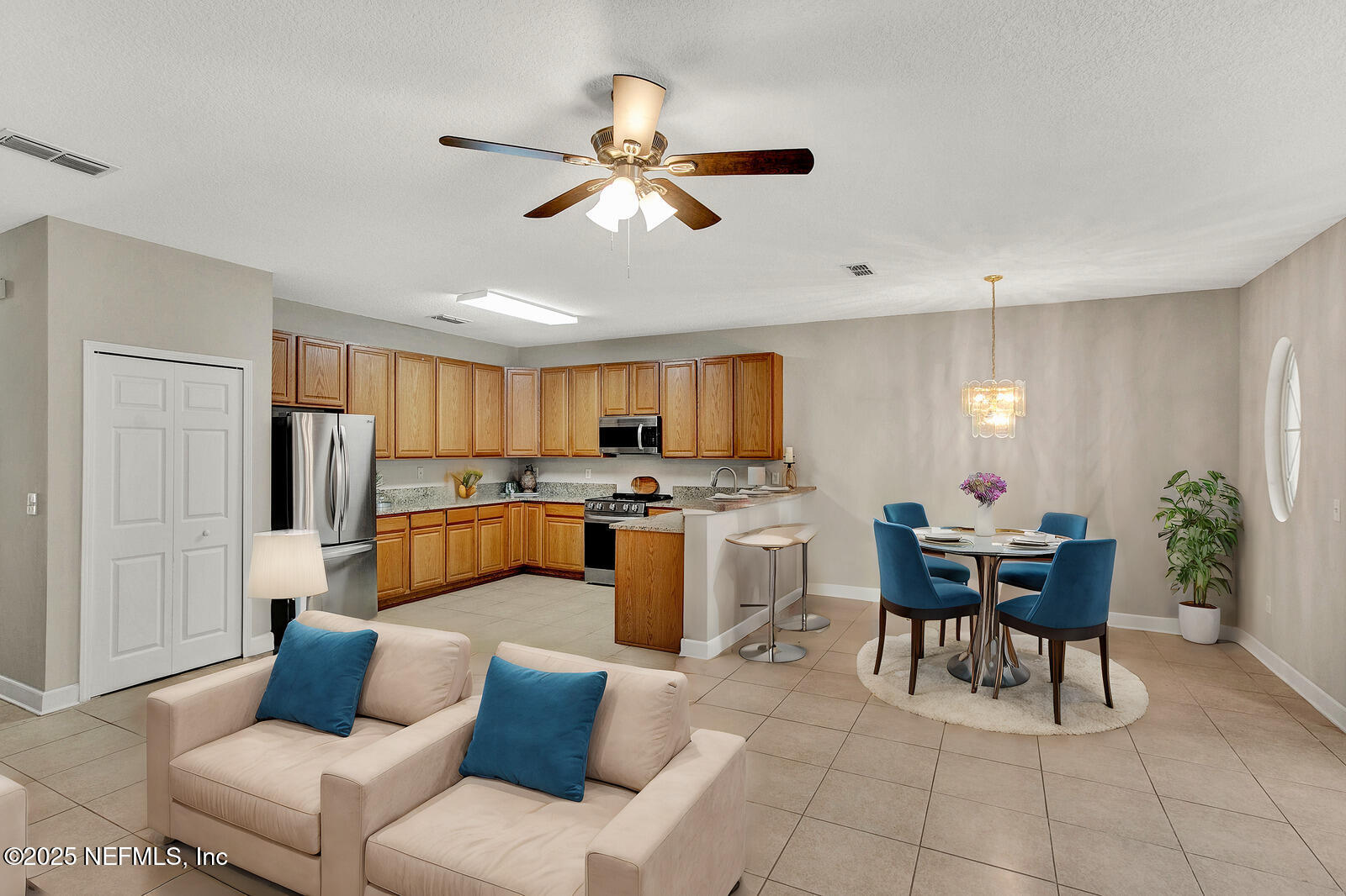 3164 Ravines Road Middleburg, FL 32068 - Photo 4 of 25 04_Virtual_Staging_AI__IMG_0008__Novembe