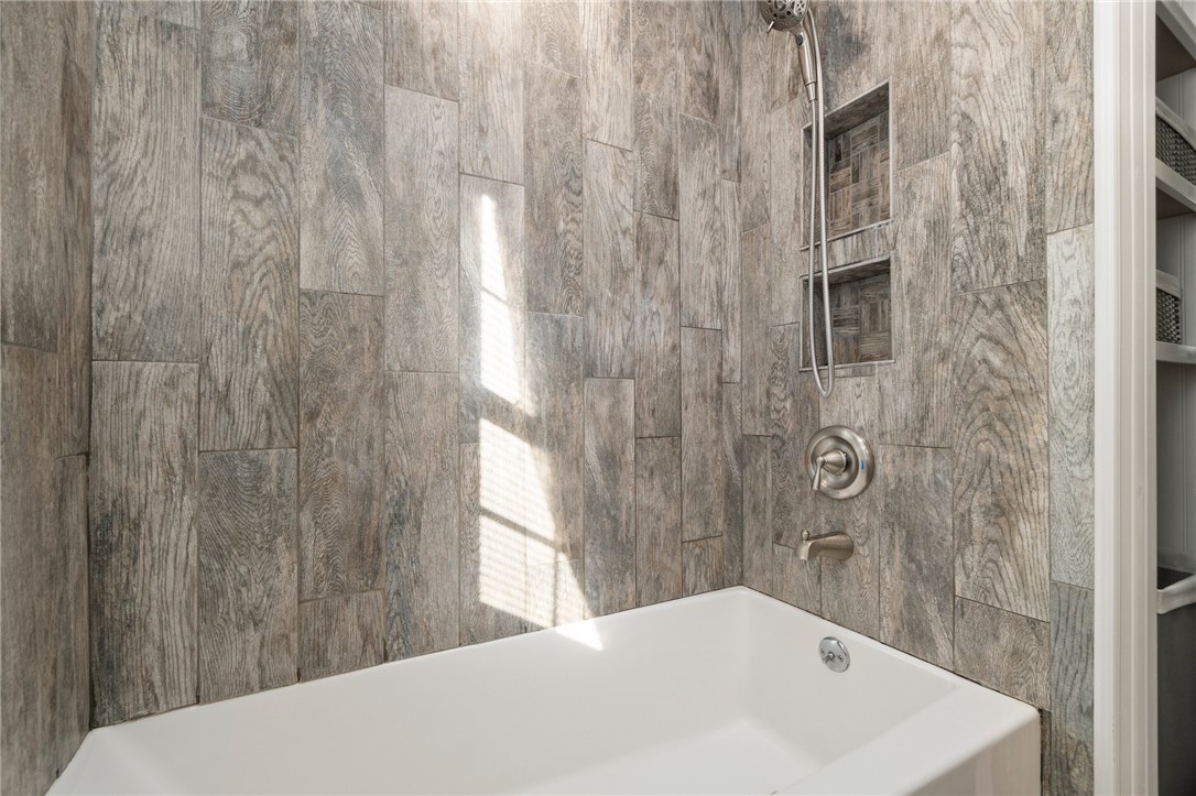 123 Harmony Court Warwick, RI 02889 - Photo 14 of 34