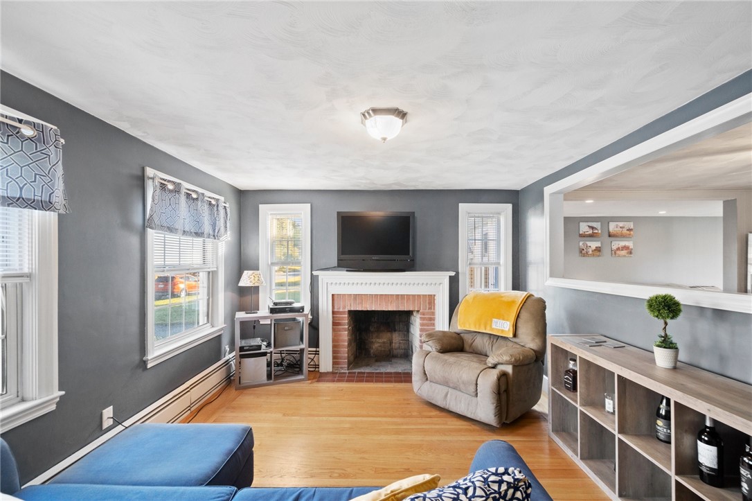 123 Harmony Court Warwick, RI 02889 - Photo 18 of 34