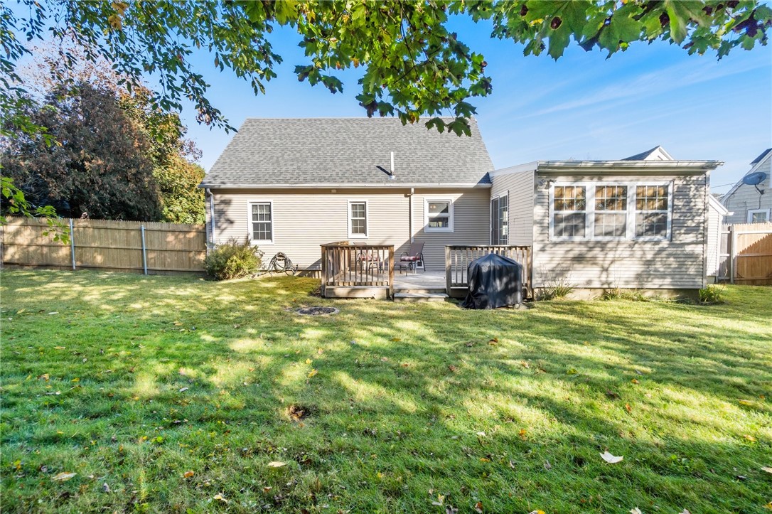 123 Harmony Court Warwick, RI 02889 - Photo 6 of 34