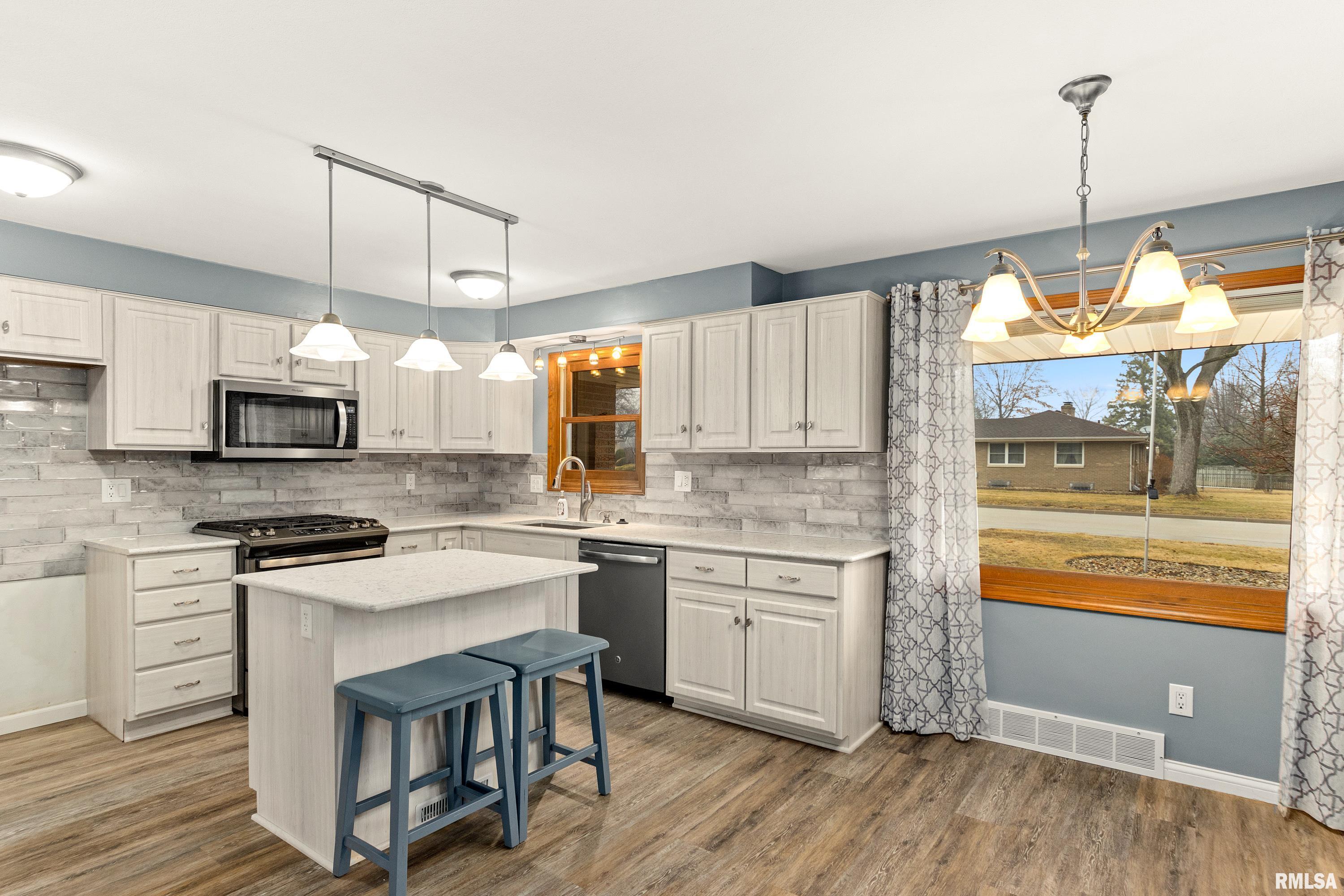 101 Elm Street Morton, IL 61550 - Photo 23 of 55