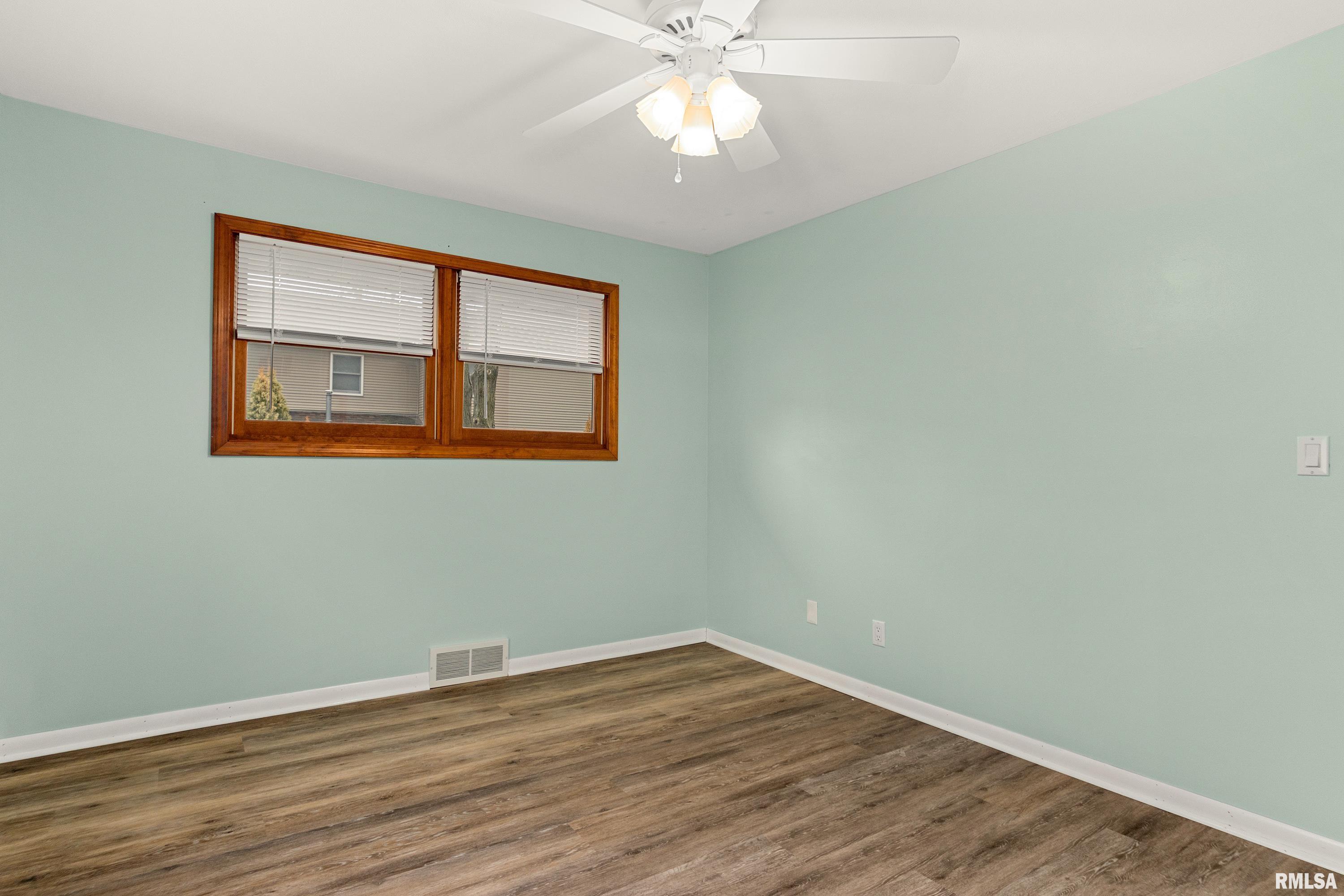 101 Elm Street Morton, IL 61550 - Photo 39 of 55
