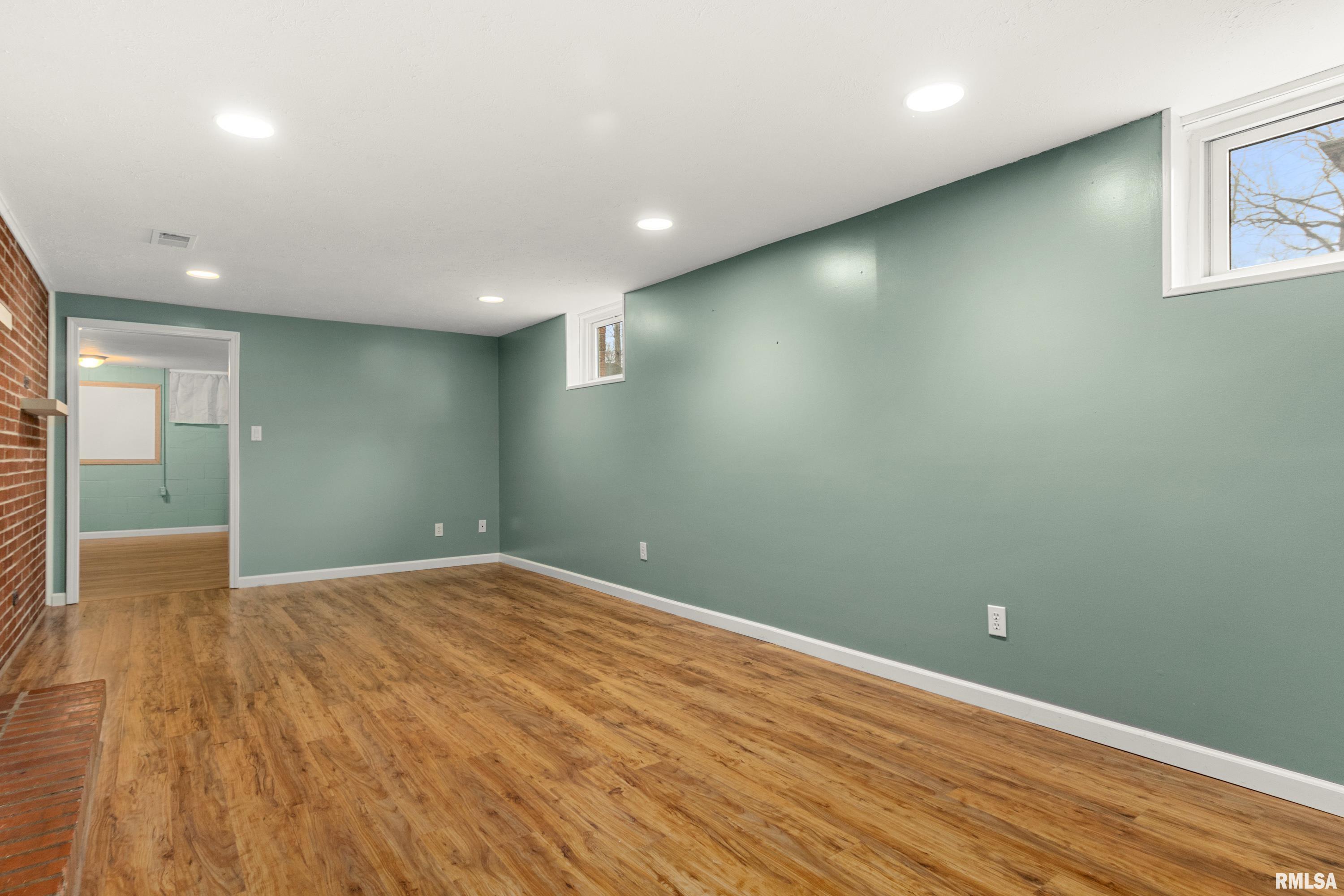 101 Elm Street Morton, IL 61550 - Photo 43 of 55