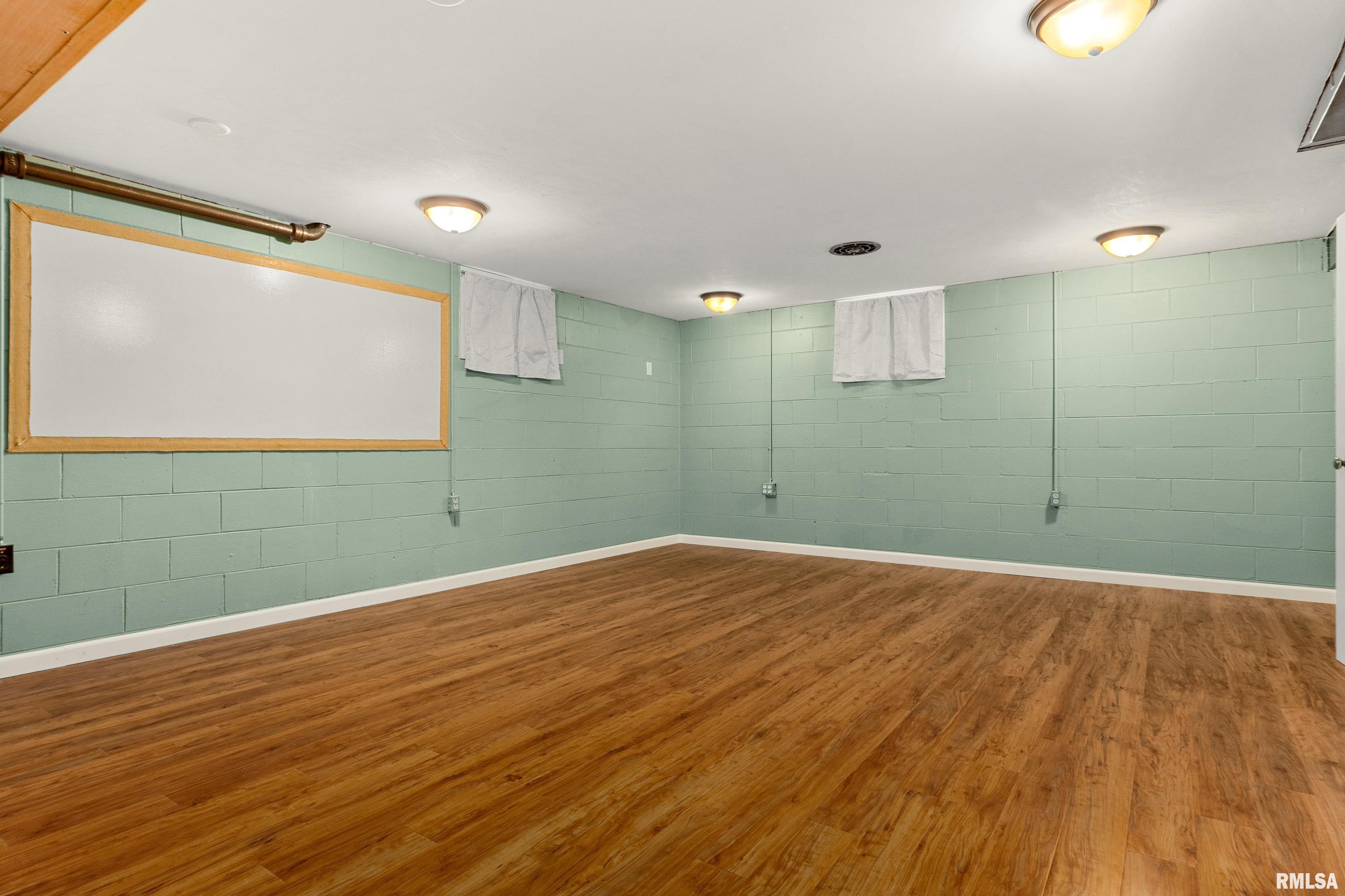 101 Elm Street Morton, IL 61550 - Photo 47 of 55