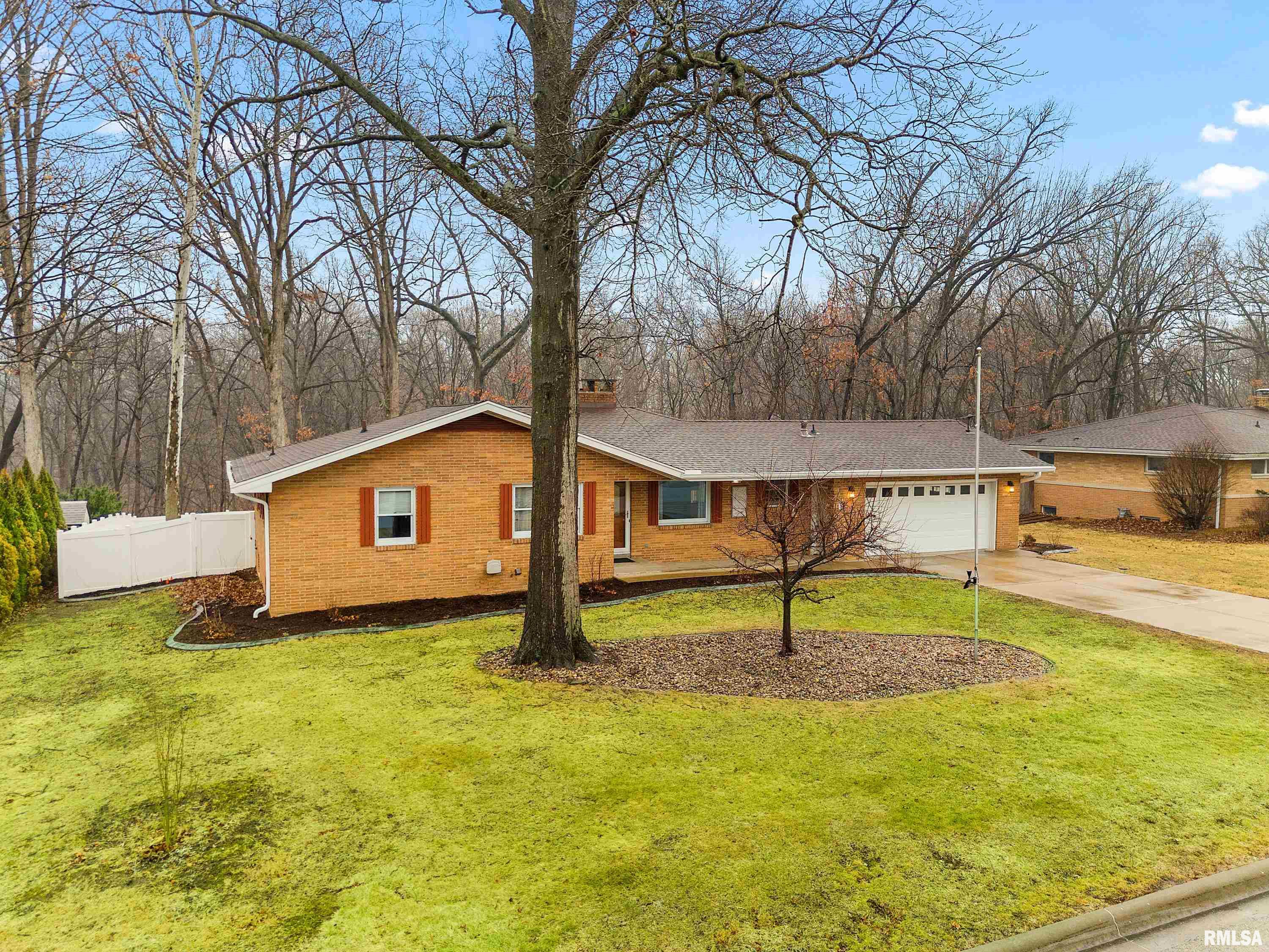 101 Elm Street Morton, IL 61550 - Photo 7 of 55