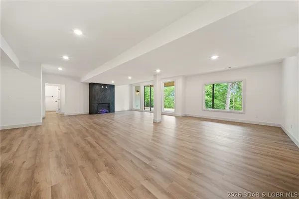$995,000 | 167 Turn Bridge Lane, Sunrise Beach, MO 65079