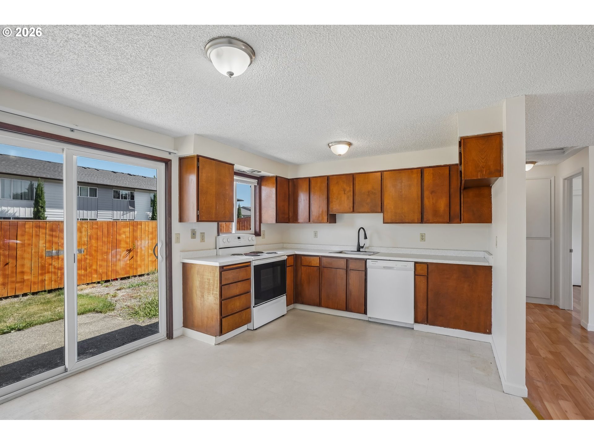 3305 Northeast 15th Street Gresham, OR 97030 - Photo 10 of 39