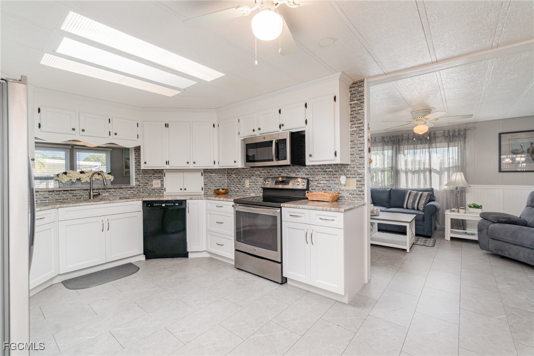 5508 Colonial Road North Fort Myers, FL 33917 - Photo 4 of 29 Gallery Image 4