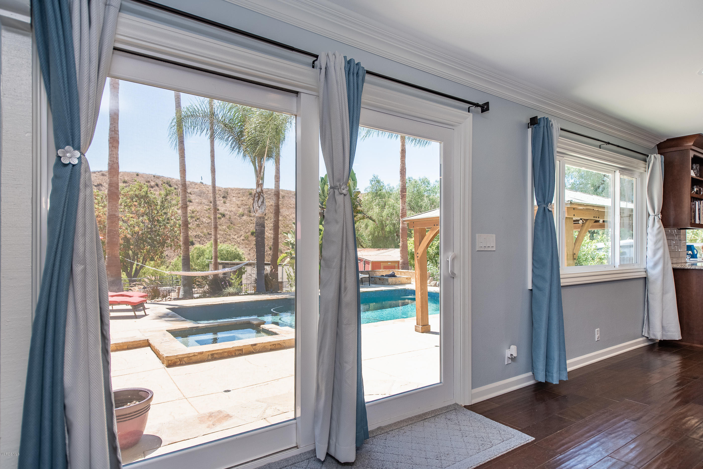 1242 Rambling Road Simi Valley, CA 93065 - Photo 22 of 81 1242 Rambling Rd Simi Valley-22