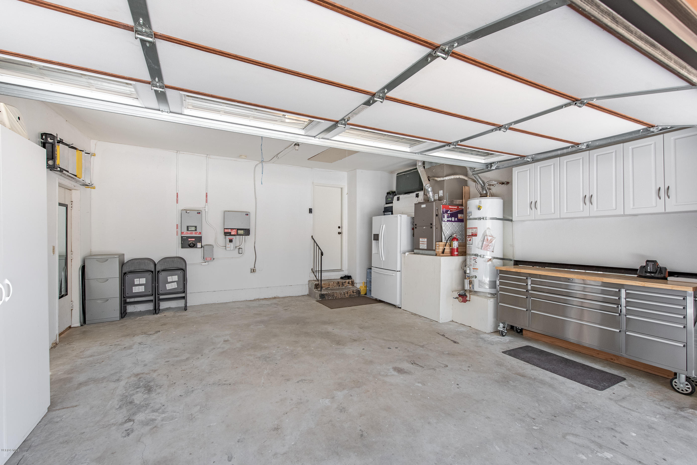 1242 Rambling Road Simi Valley, CA 93065 - Photo 39 of 81 1242 Rambling Rd Simi Valley-36