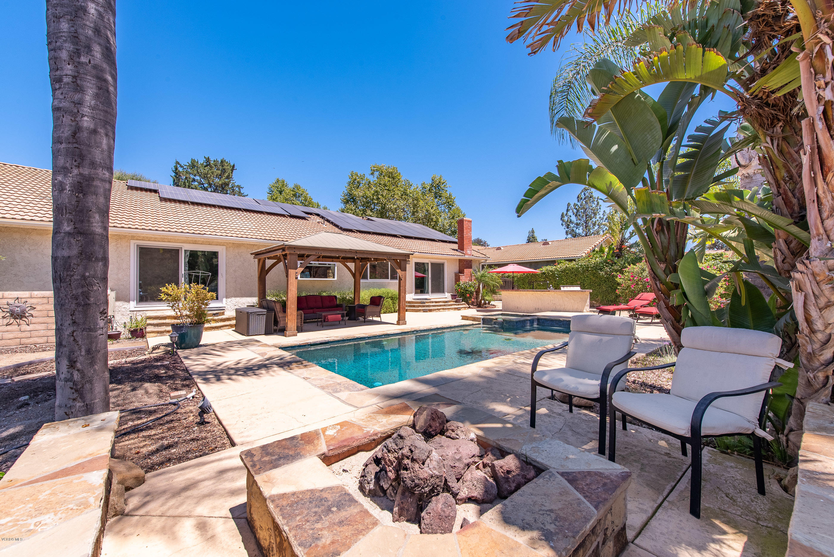 1242 Rambling Road Simi Valley, CA 93065 - Photo 44 of 81 1242 Rambling Rd Simi Valley-42