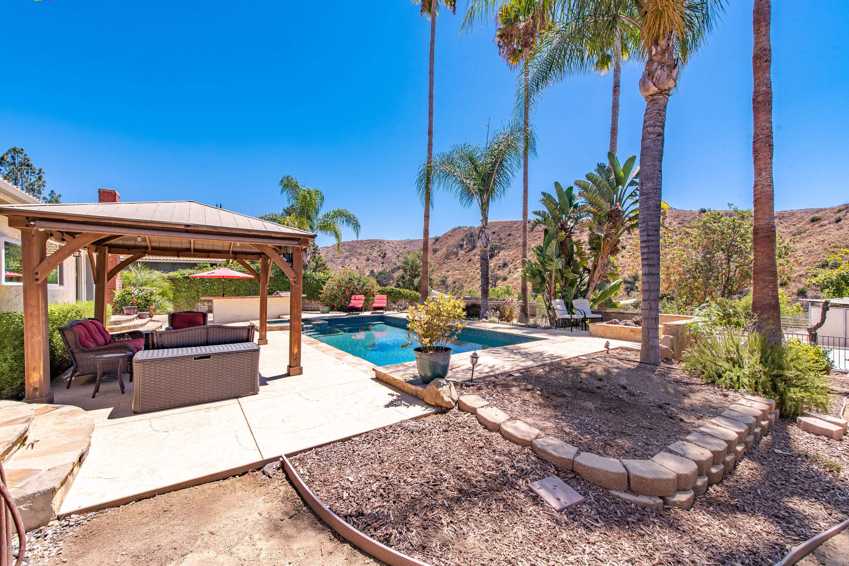 1242 Rambling Road Simi Valley, CA 93065 - Photo 46 of 81 1242 Rambling Rd Simi Valley-44