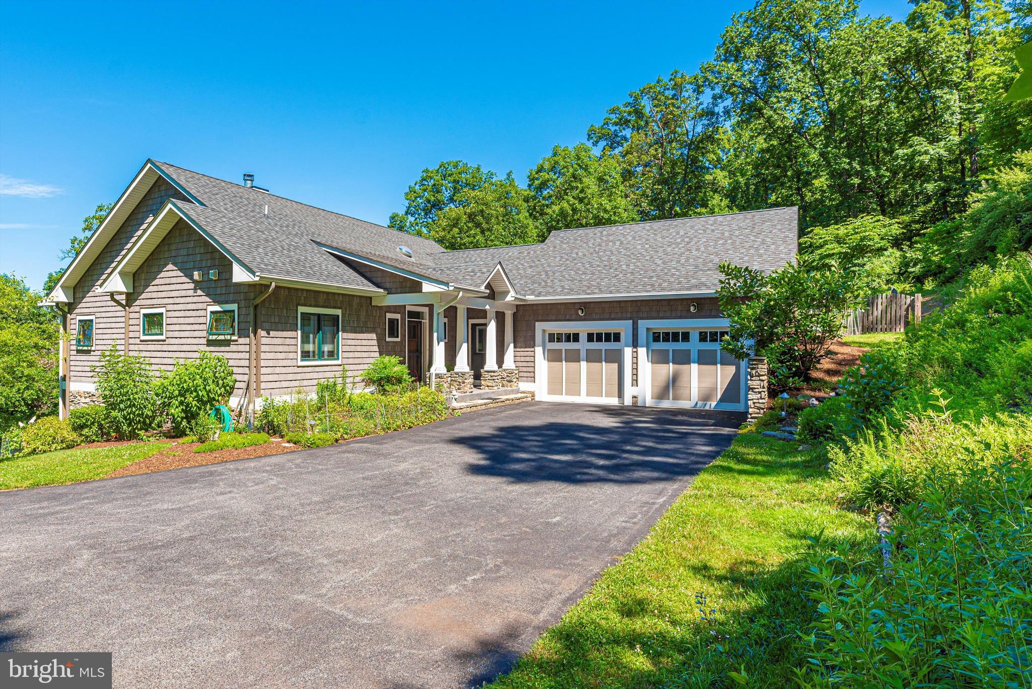 9013 Hawbottom Road Middletown, MD 21769 - Photo 3 of 57 Beautiful Custom Mountain Home
