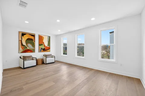 $1,139,900 | 2707 Salek View, Austin, TX 78741