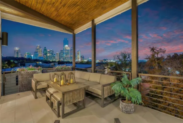 $1,139,900 | 2707 Salek View, Austin, TX 78741