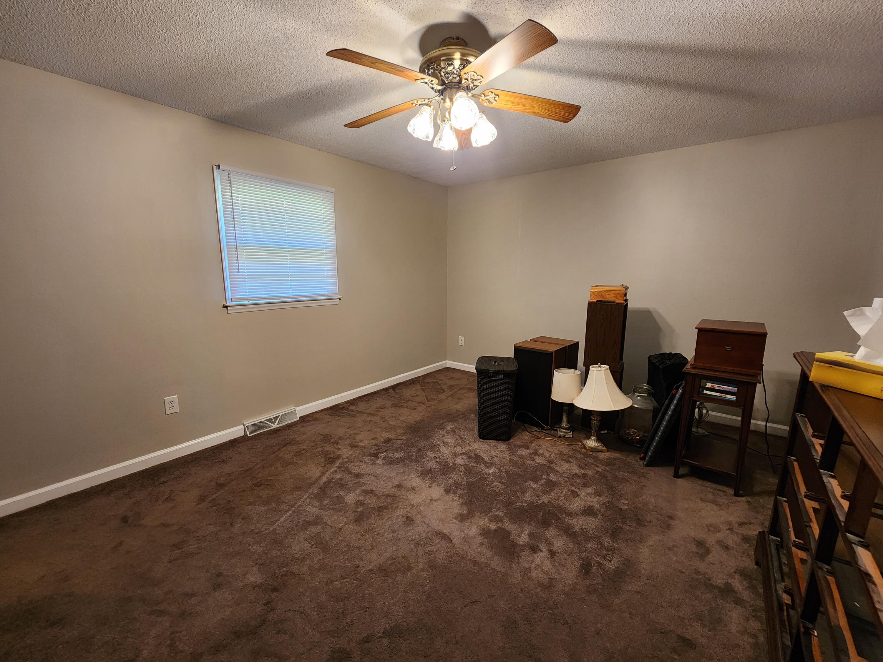 480 Ruritan Road Rocky Mount, VA 24151 - Photo 10 of 31 20231027_115114