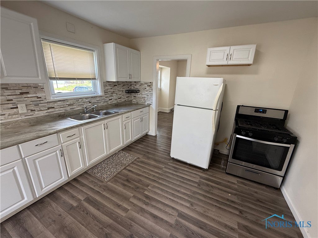 1318 Addington Road Toledo, OH 43607 - Photo 5 of 11 Gallery Image 5