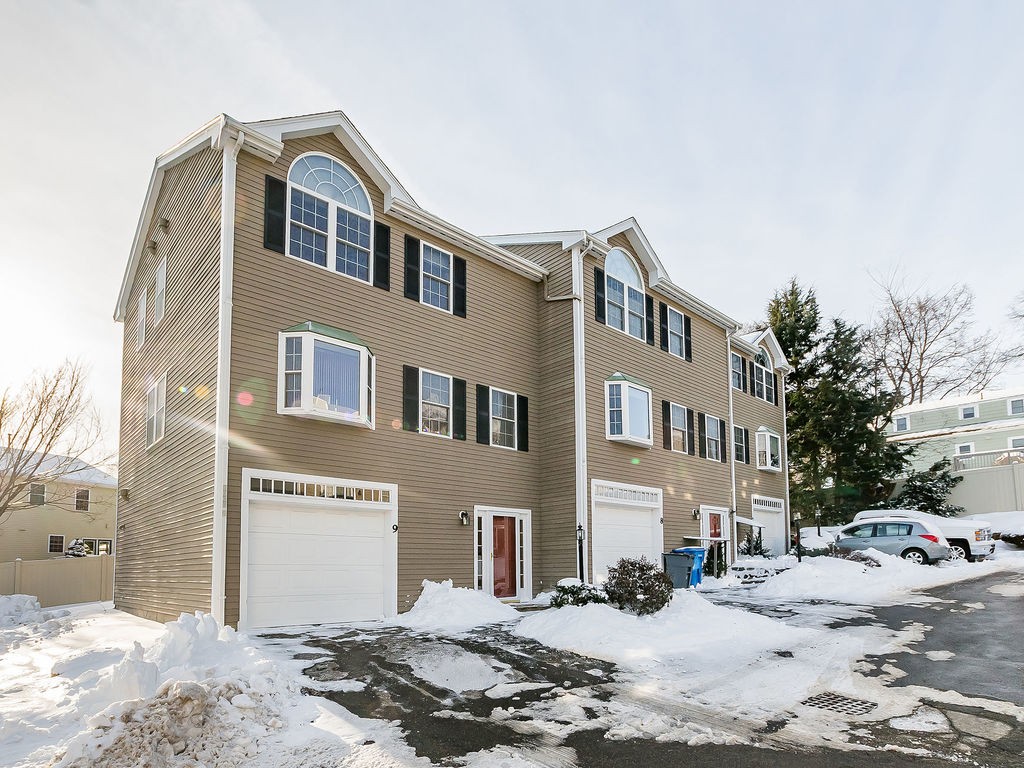 600 Trapelo Road, Unit 9 Waltham, MA 02452 - Photo 1 of 23 Gallery Image 1
