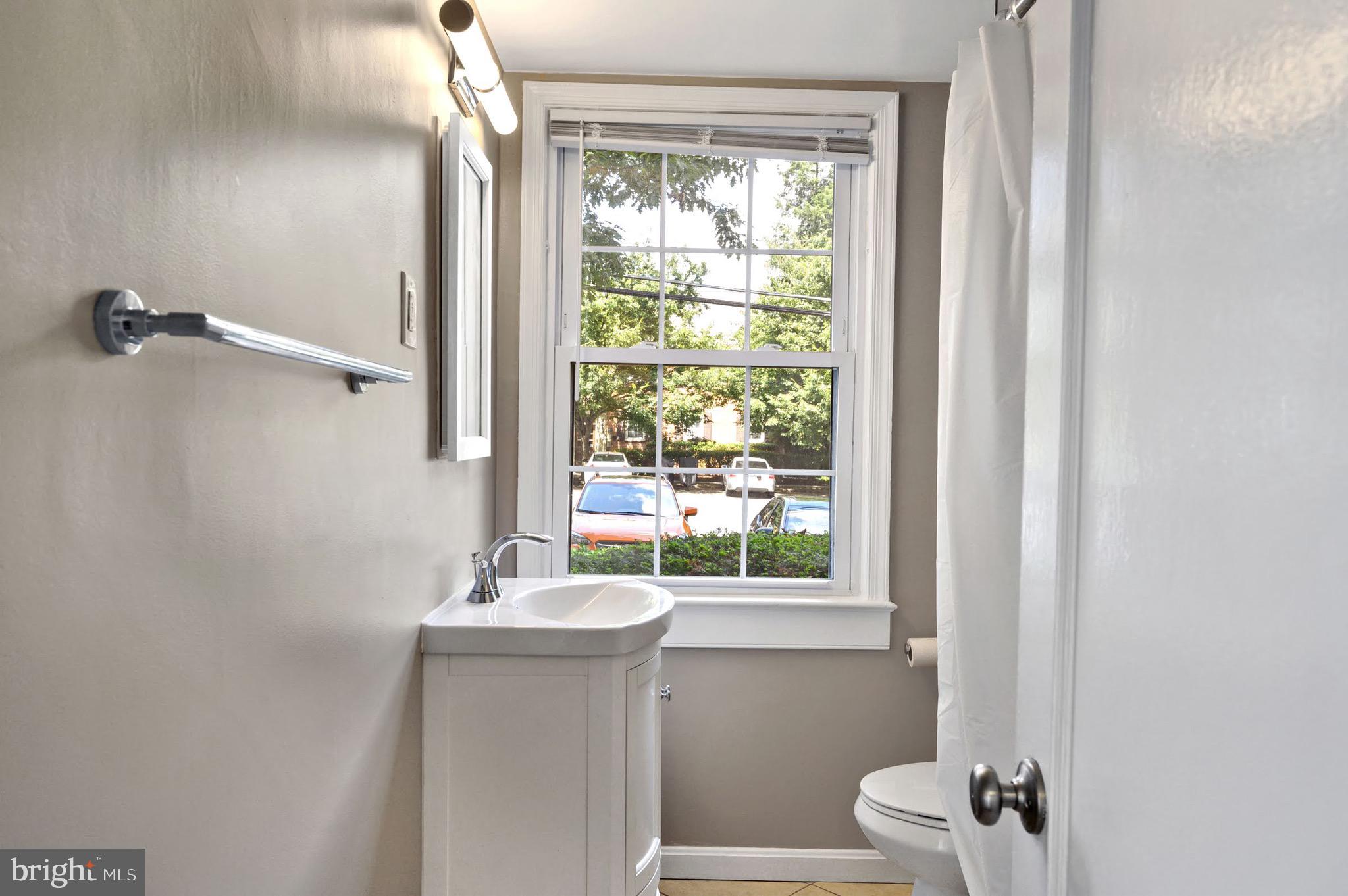 2230 Washington Avenue, Unit W103 Silver Spring, MD 20910 - Photo 12 of 17