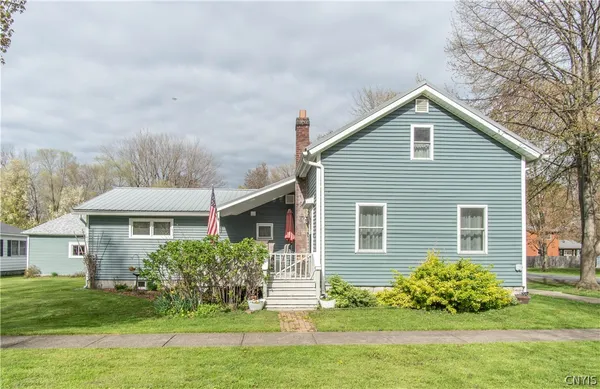 $248,000 | 283 East Joseph Street, Cape Vincent, NY 13618