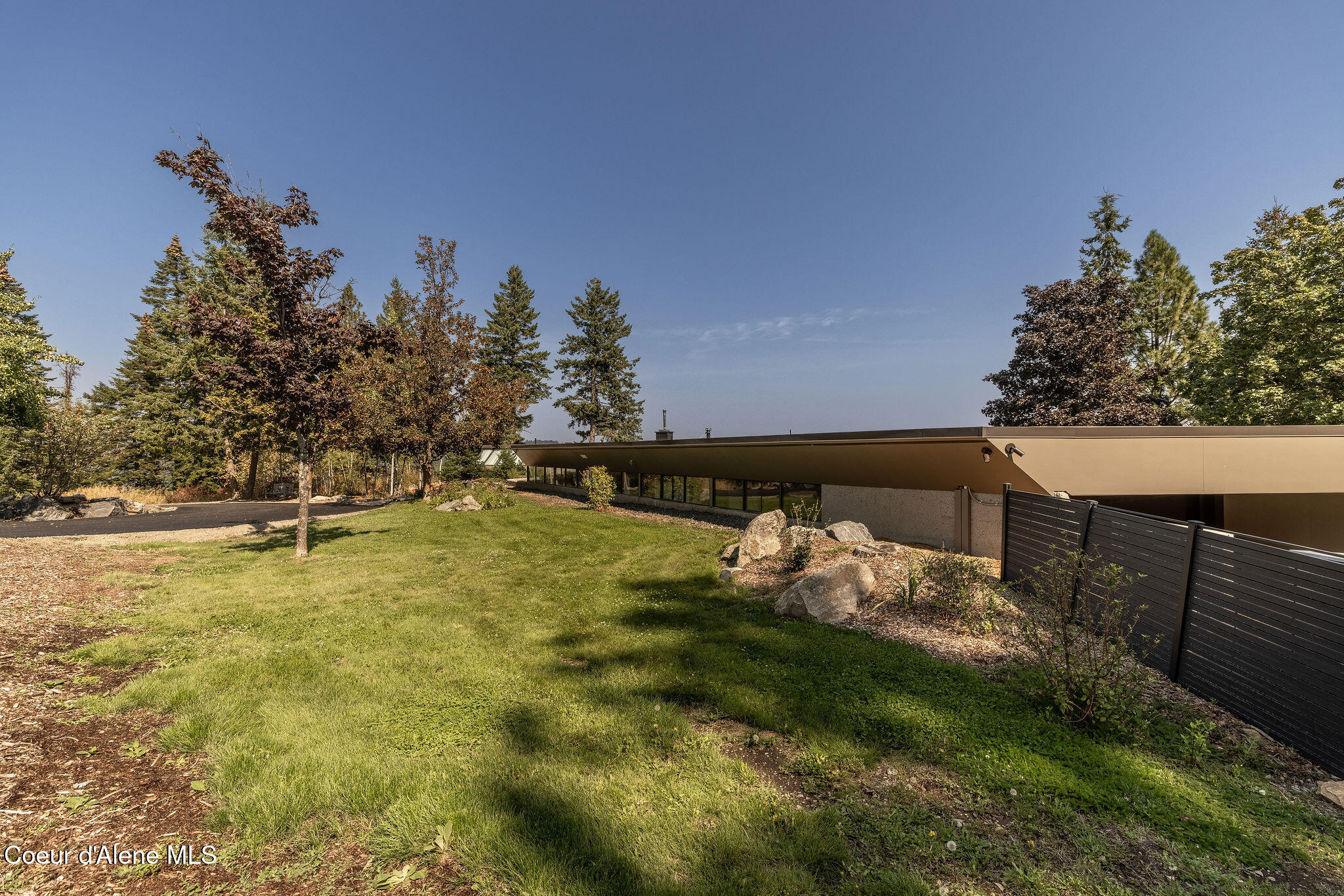 7801 West Eagle Ridge Road Coeur D'Alene, ID 83814 - Photo 103 of 111 Front Yard