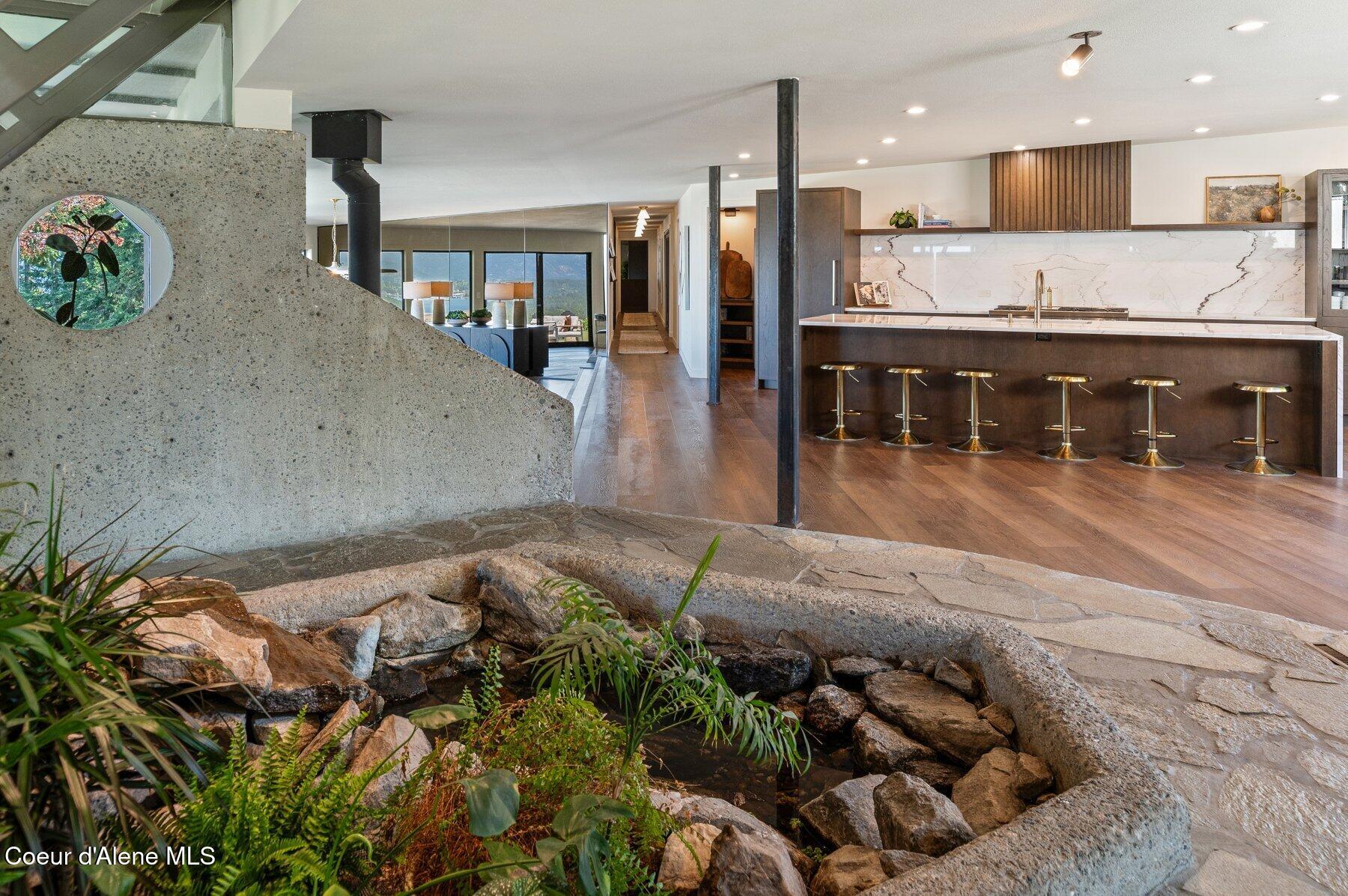 7801 West Eagle Ridge Road Coeur D'Alene, ID 83814 - Photo 13 of 111 Entry Into Kitchen